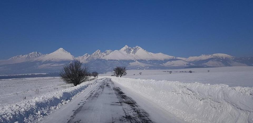 Penzion Skitour Stará Lesná エクステリア 写真